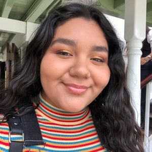 Meet your Posher, Lynda